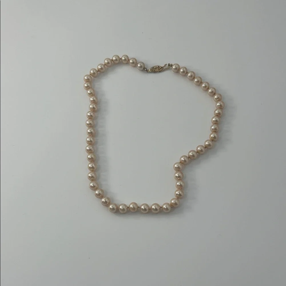 Classic Cream Pearl Necklace - Picture 8 of 16